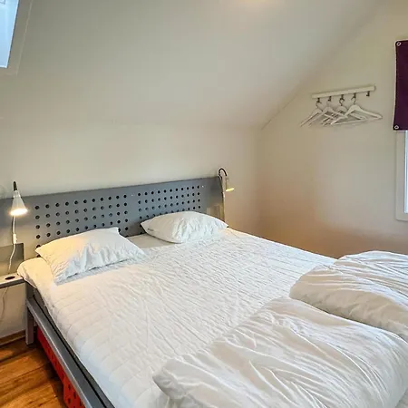 2 Bedroom Gorgeous In