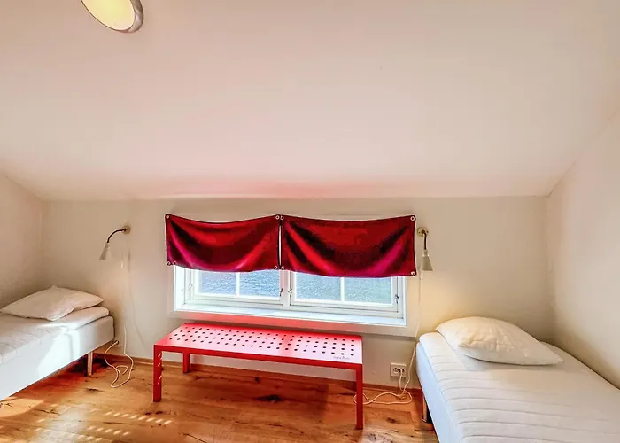 Vakantiehuis 2 Bedroom Gorgeous In *